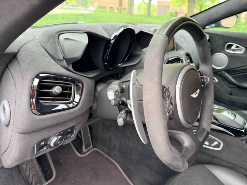 2020 Aston Martin Vantage