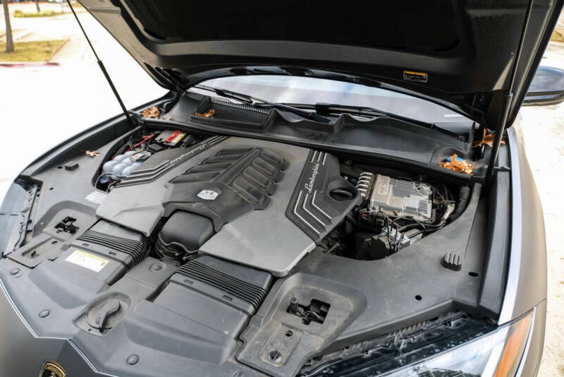 2020 Lamborghini Urus