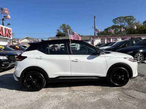 2024 Nissan Kicks SR