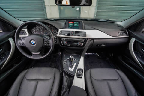 2018 BMW 3 Series 320i xDrive