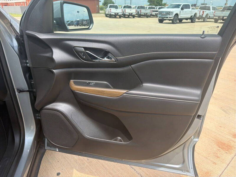 2023 GMC Acadia SLE