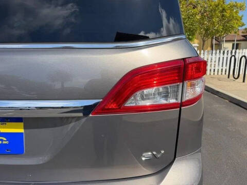 2015 Nissan Quest