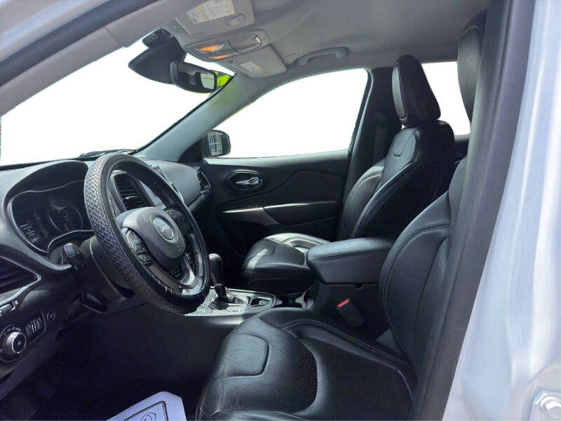 2020 Jeep Cherokee Latitude Plus