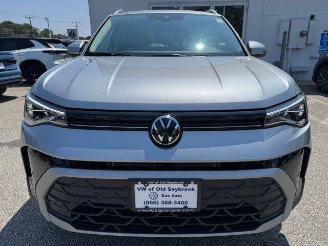 2025 Volkswagen Taos SE 4Motion