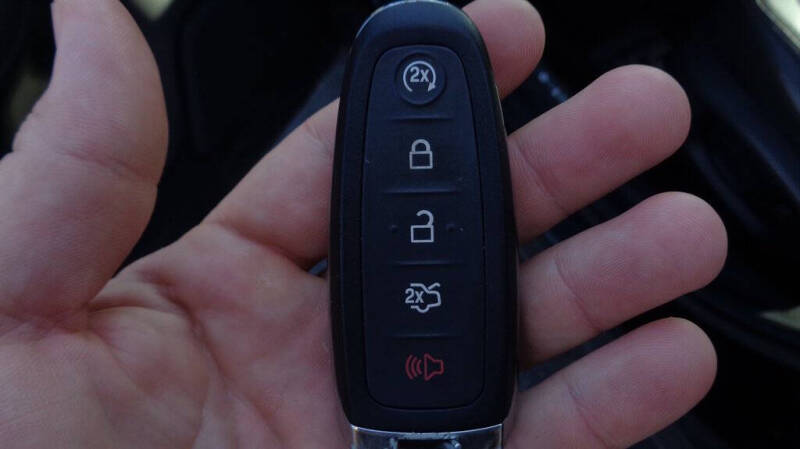 2015 Lincoln MKS