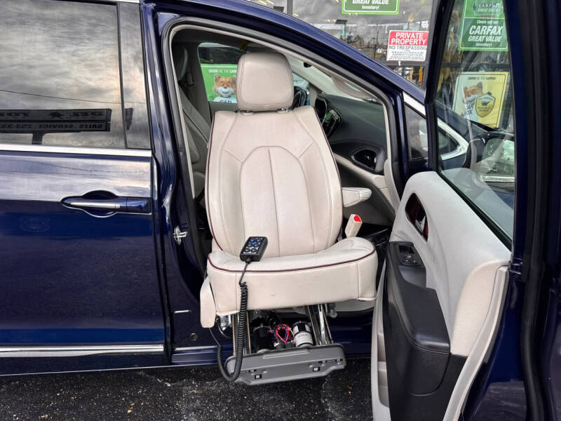 2017 Chrysler Pacifica Limited