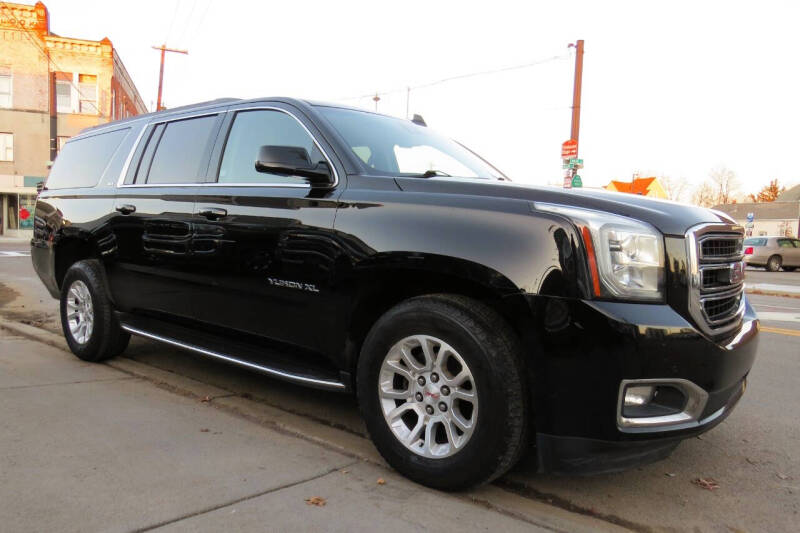 2016 GMC Yukon XL SLT