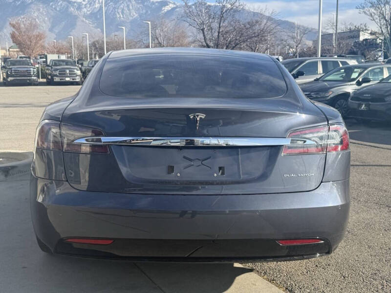 2020 Tesla Model S Long Range Plus