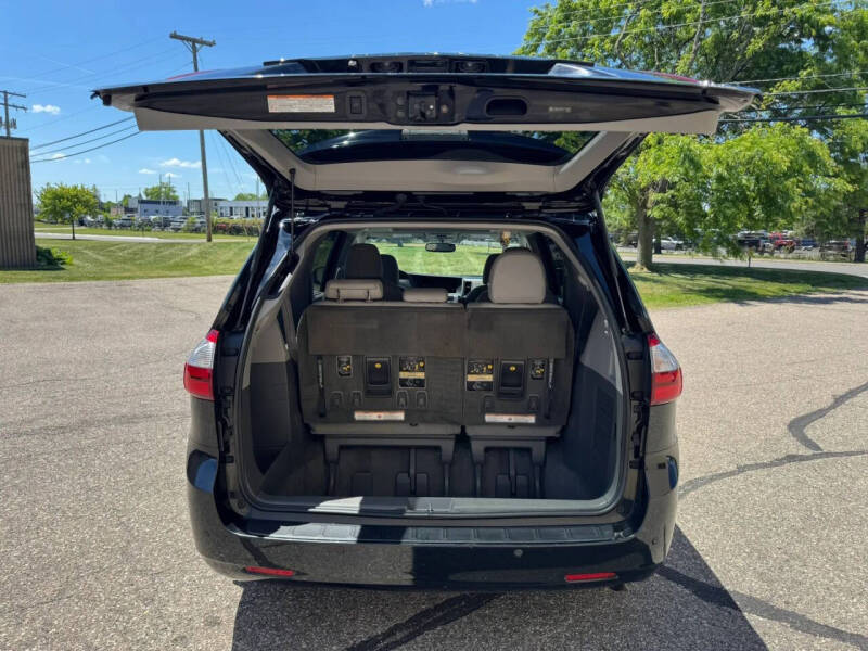 2015 Toyota Sienna