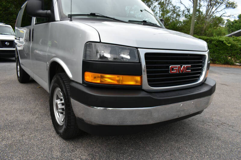 2023 GMC Savana 2500