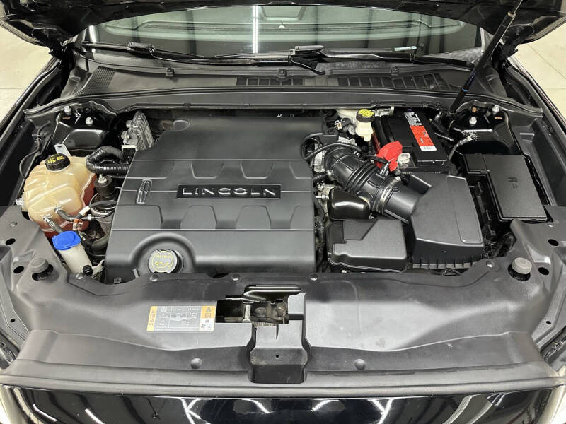 2017 Lincoln Continental Select