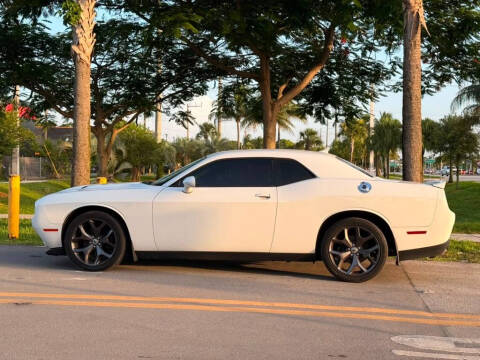 2019 Dodge Challenger SXT
