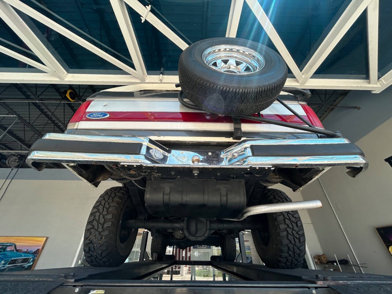 1989 Ford Bronco 37
