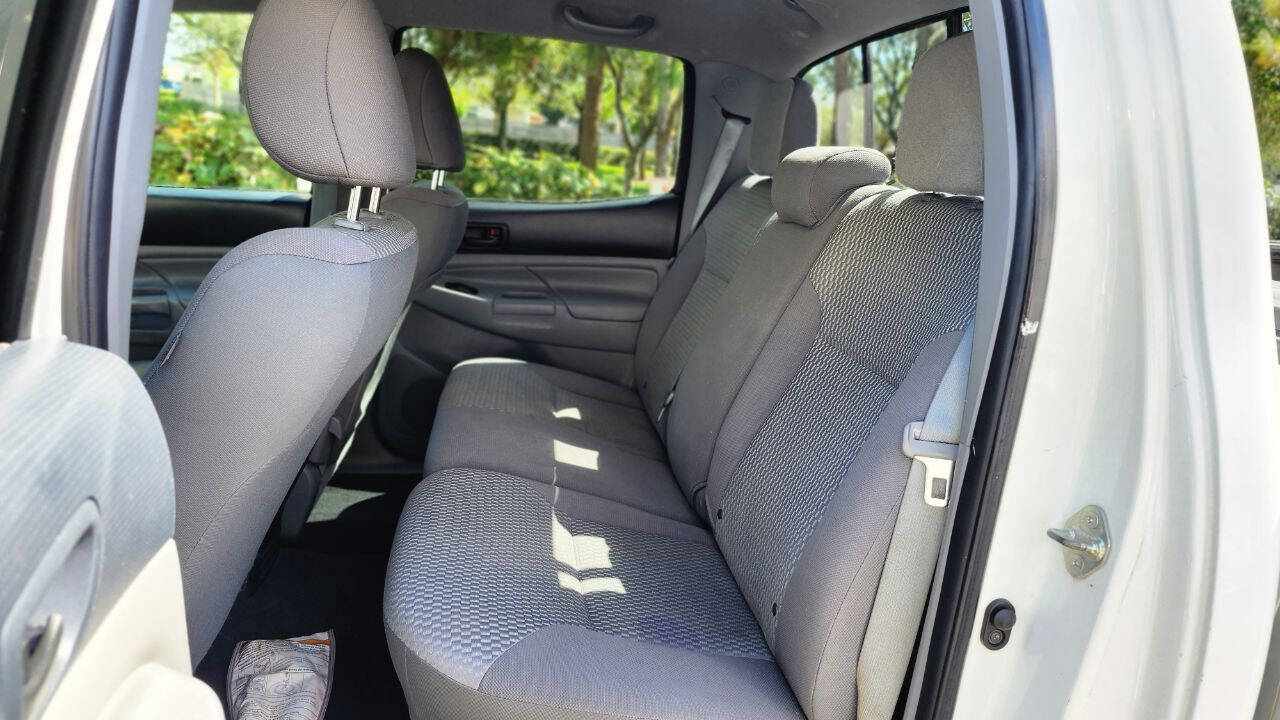 2015 TOYOTA Tacoma Pickup - $15,990