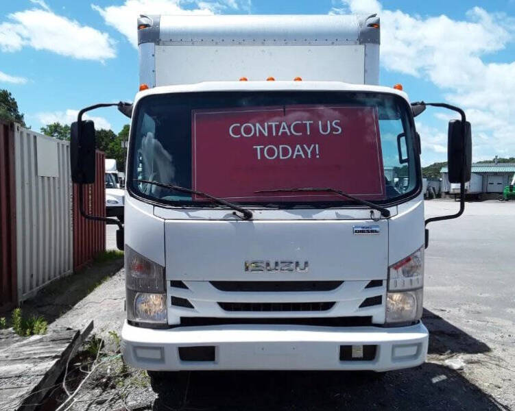 2019 Isuzu NRR