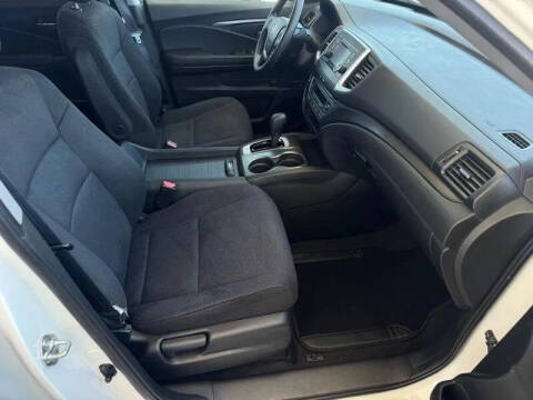 2017 Honda Pilot LX