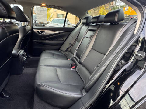 2021 Infiniti Q50 Luxe