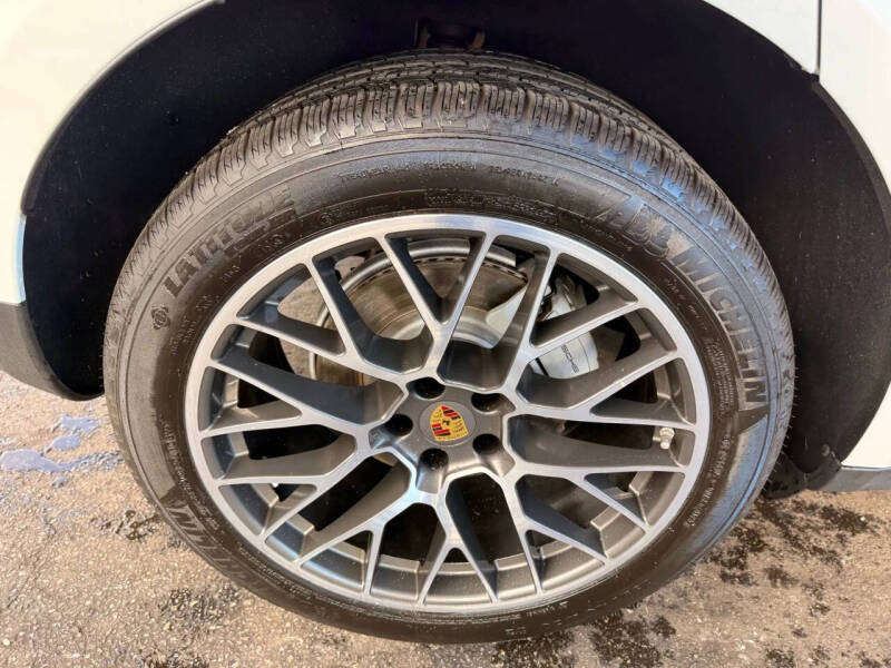 2017 Porsche Macan S