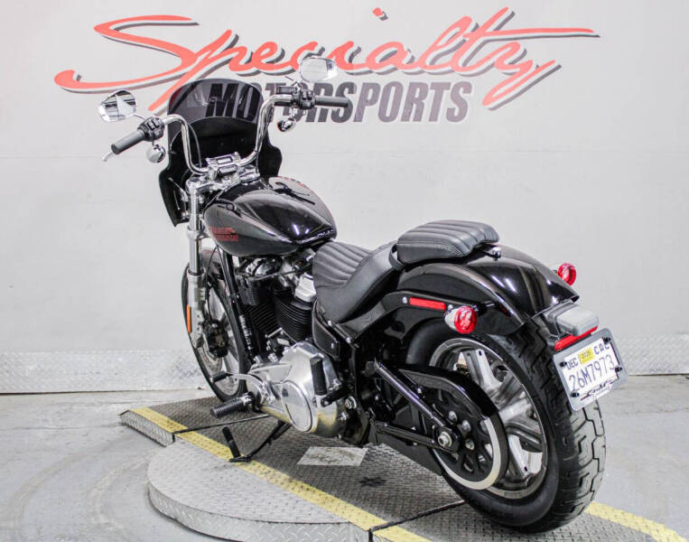 2023 Harley-Davidson Softail Standard