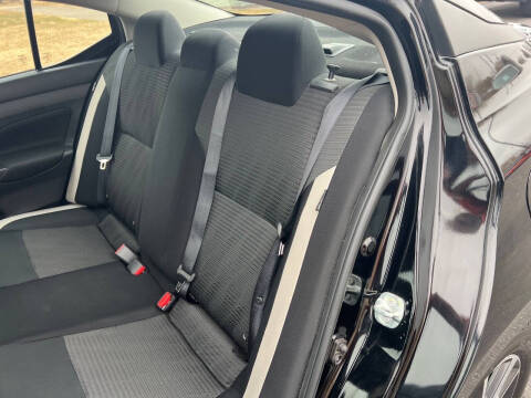 2022 Nissan Versa SV