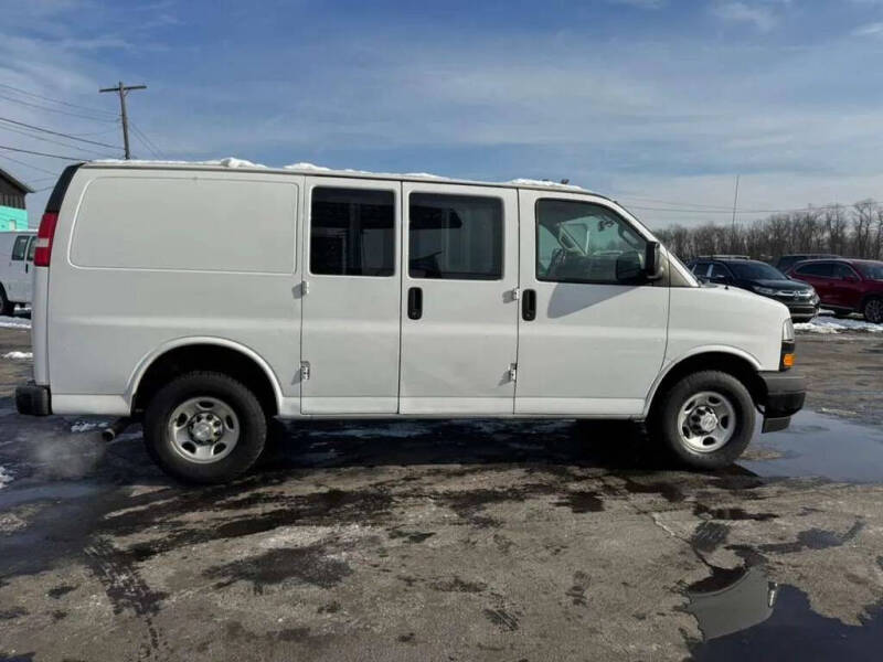2018 Chevrolet Express 2500