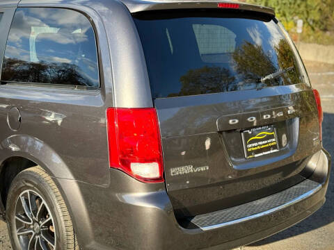 2017 Dodge Grand Caravan GT