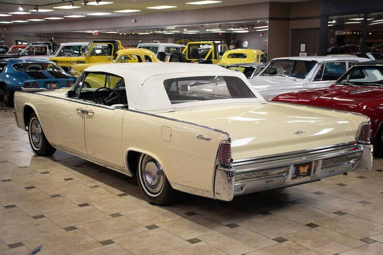 1965 Lincoln Continental