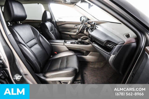 2022 Nissan Rogue SL