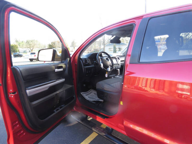2019 Toyota Tundra SR5