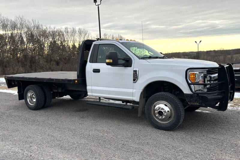 2017 Ford F-350 Super Duty for sale at KA Commercial Trucks, LLC in Dassel MN