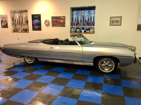 1969 Pontiac Bonneville for sale at Memory Auto Sales-Classic Cars Cafe in Putnam Valley NY