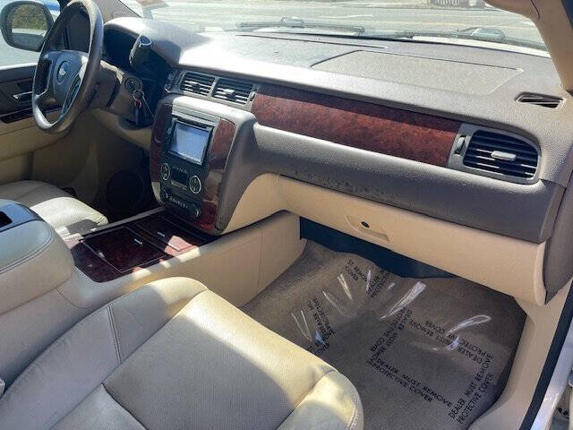 2013 Chevrolet Suburban LTZ