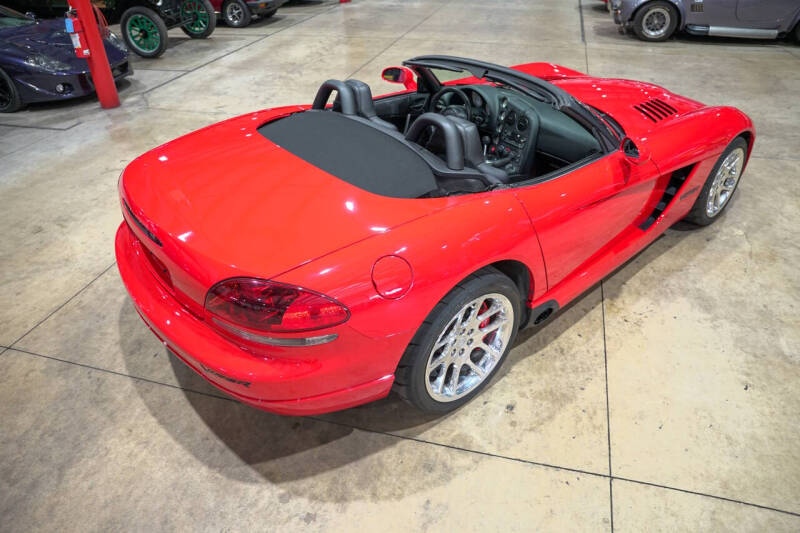 2004 Dodge Viper SRT-10