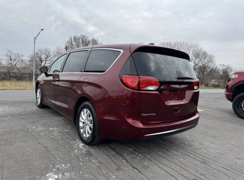2018 Chrysler Pacifica Touring Plus