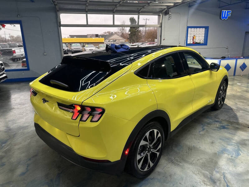 2025 Ford Mustang Mach-E Select