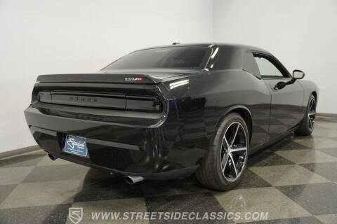 2010 Dodge Challenger SRT8
