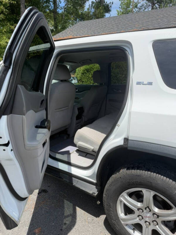 2017 GMC Acadia SLE-1