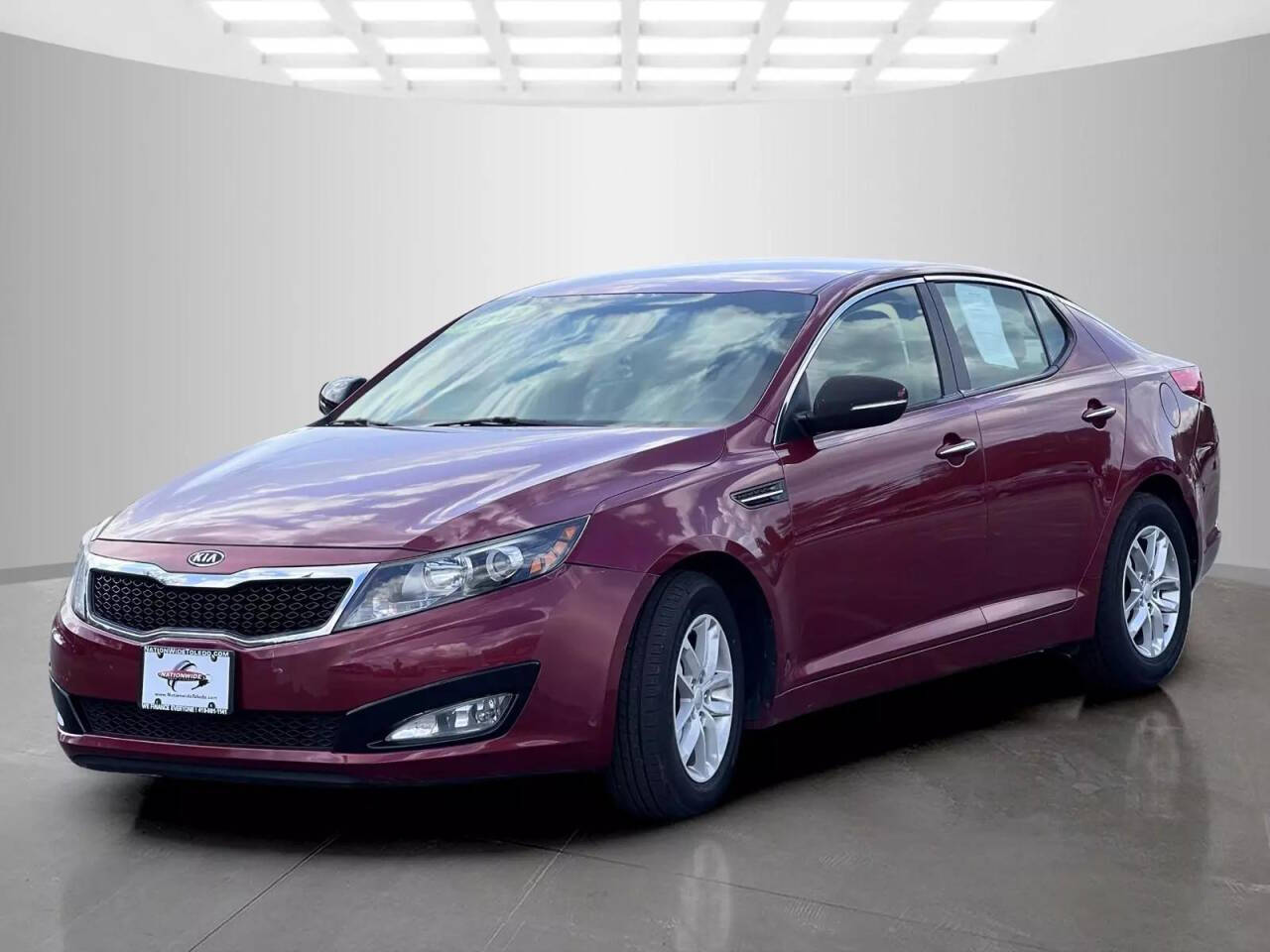 2012 Kia Optima for sale at Used Cars Toledo in Oregon, OH