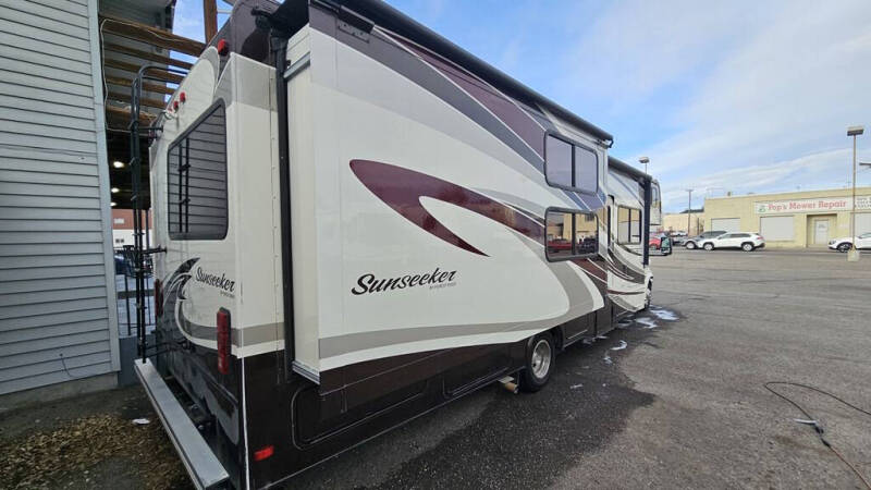 2013 Ford E-Series E-450 SD