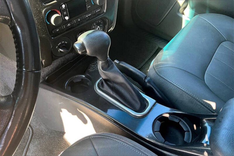 2004 GMC Envoy XUV SLT