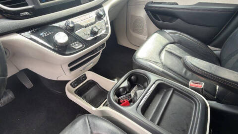 2018 Chrysler Pacifica Touring L