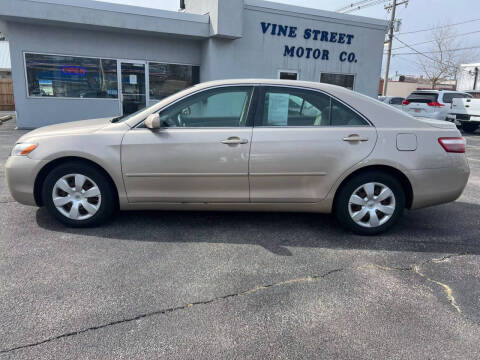 2008 Toyota Camry for sale at VINE STREET MOTOR CO in Urbana IL
