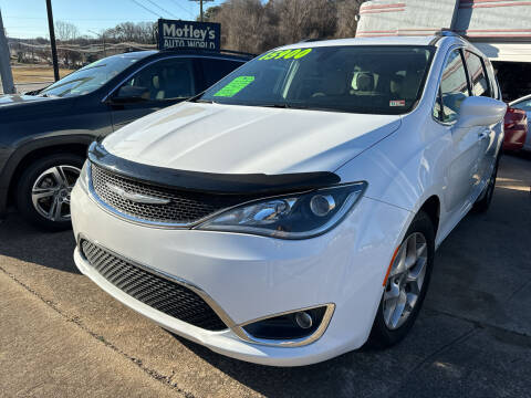 2017 Chrysler Pacifica for sale at Motley's Auto World in Danville VA