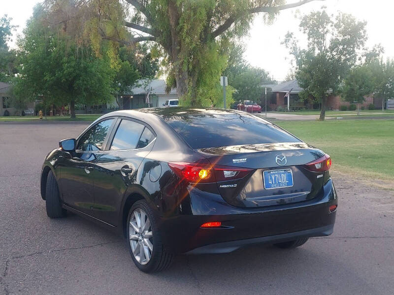 2017 Mazda MAZDA3 Touring