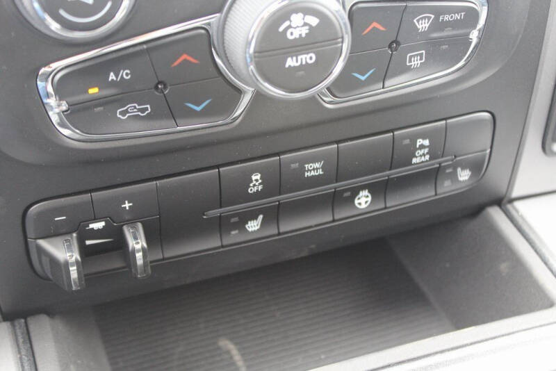 2024 RAM 1500 Classic Warlock