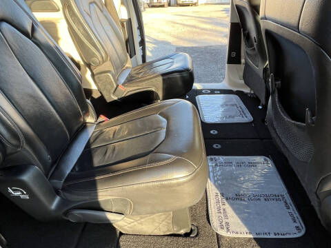 2017 Chrysler Pacifica Touring Plus