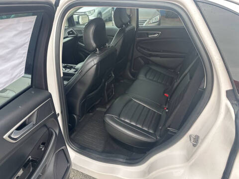 2019 Ford Edge SEL