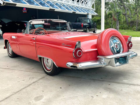 1956 Ford Thunderbird