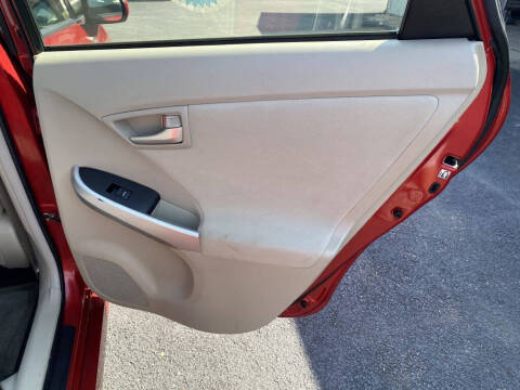 2014 Toyota Prius Two