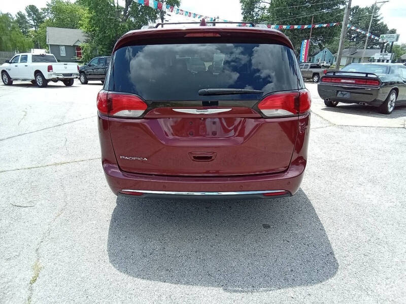 2018 Chrysler Pacifica Touring Plus
